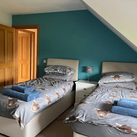 Hen Pen Villa Montrose Buitenkant foto